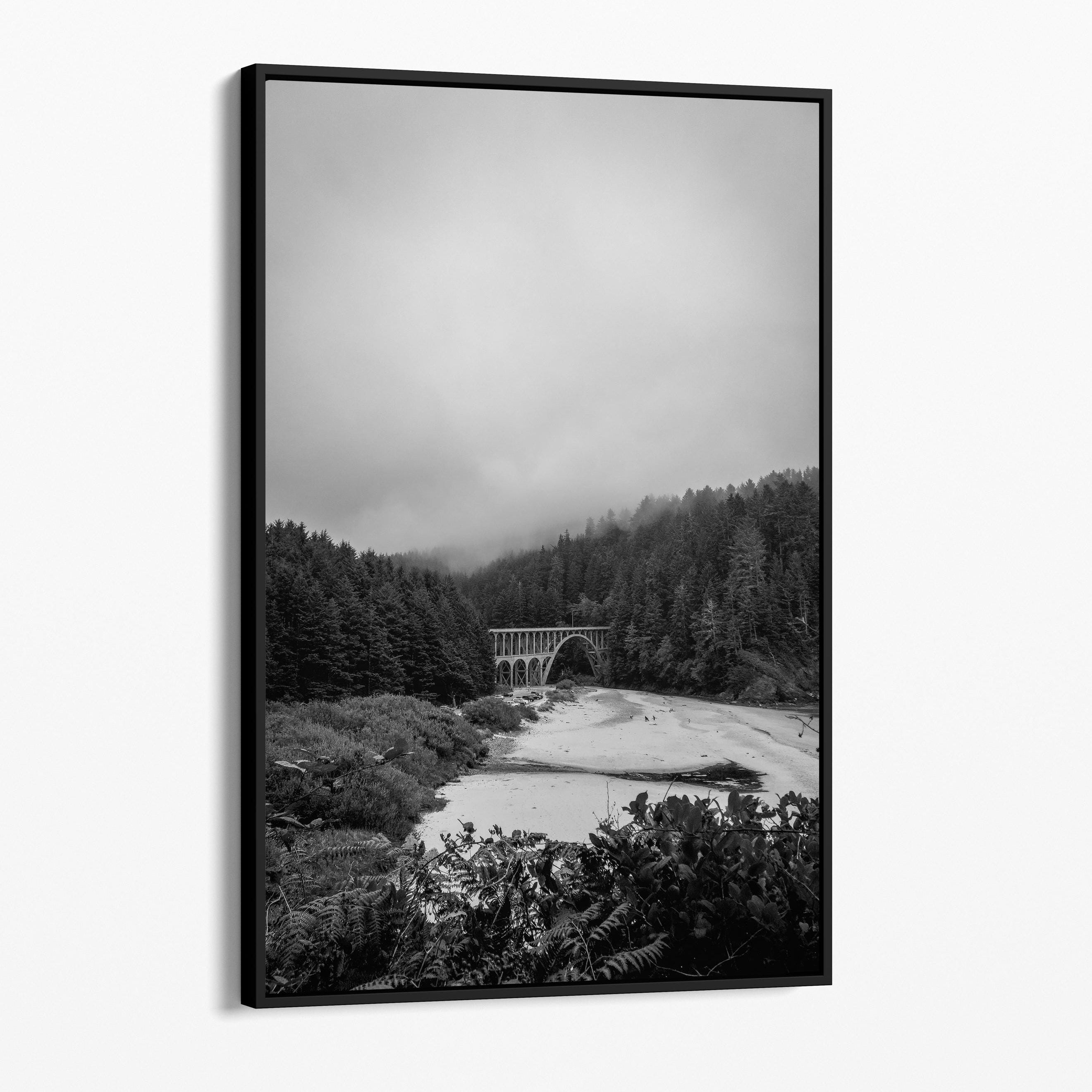 Minimalist Art Shop